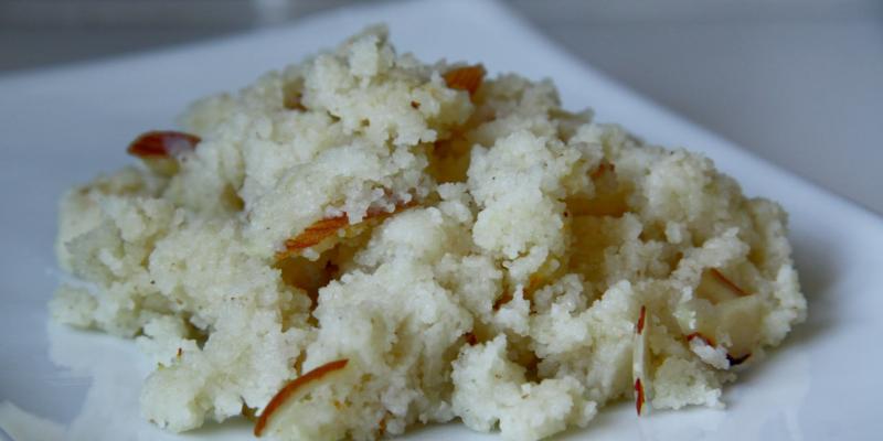 आलू का हलवा खाने में होता है लाजवाब