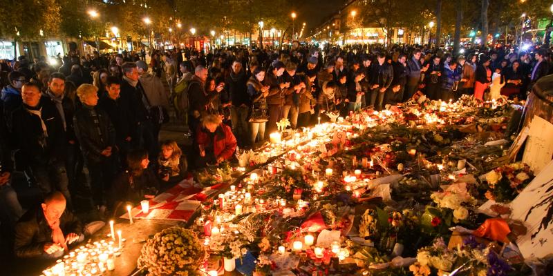 गाजा पट्टी में भड़की हिंसा, 15 फलस्तीनी नागरिकों की मौत, 1200 से ज्यादा घायल