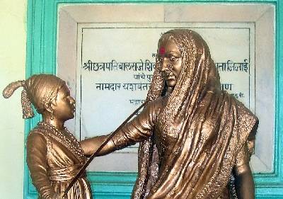 जीजाबाई भोंसले का जन्म और पौराणिक जीवन